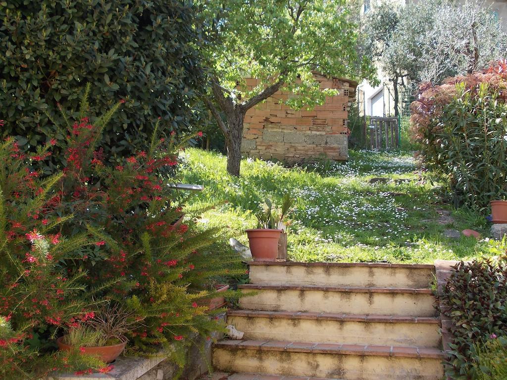 Ferienwohnung Casa Ricciardi Chianni Exterior foto