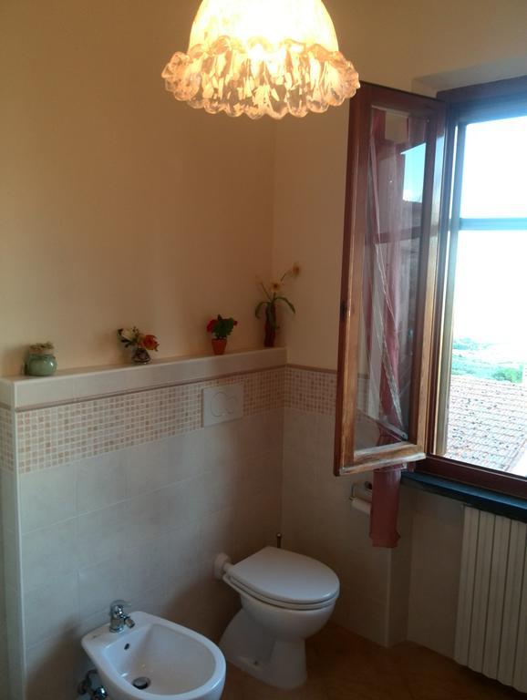 Ferienwohnung Casa Ricciardi Chianni Exterior foto