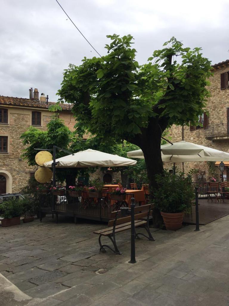Ferienwohnung Casa Ricciardi Chianni Exterior foto