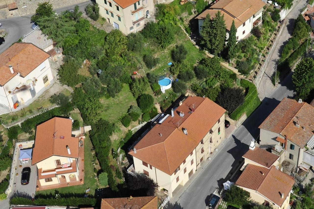 Ferienwohnung Casa Ricciardi Chianni Zimmer foto